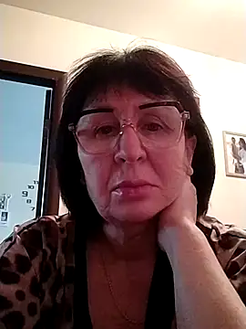 AlbinaXPretty online show from 01.12.25