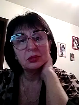 AlbinaXPretty online show from 01.12.25