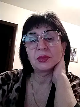 AlbinaXPretty online show from 01.19.25