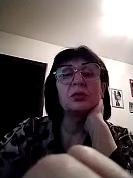 AlbinaXPretty online show from 01.27.25