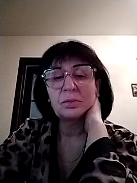 AlbinaXPretty online show from 01.30.25