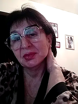 AlbinaXPretty online show from 02.09.25