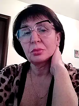 AlbinaXPretty online show from 02.16.25