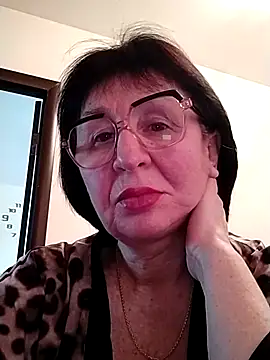 AlbinaXPretty online show from 02.23.25