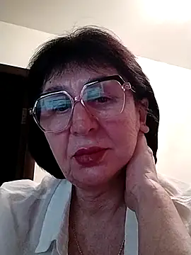 AlbinaXPretty online show from 03.07.25