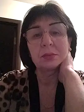 AlbinaXPretty online show from 03.16.25