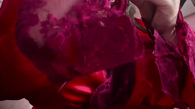 dolly zoe online show from 12.20.25