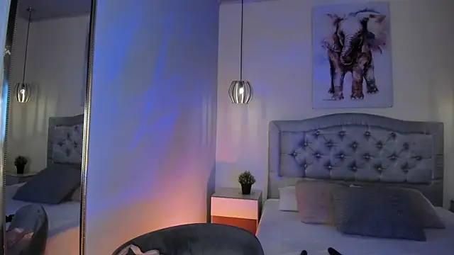 ayshel   online show from 12.17.25