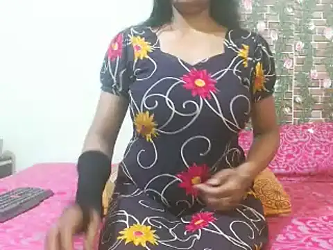 nikitahot3 online show from 02.28.25