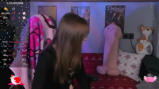 Snapshot of AliceLanley chatting on 12.13.24 AliceLanley online show from 12.13.24