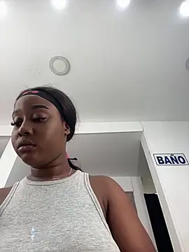MichaelaCox online show from 05.15.26
