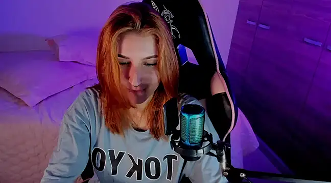 Dakotaa  online show from 12.21.24