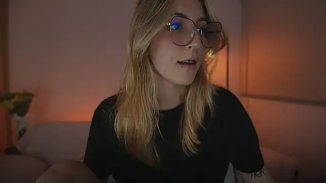 Dakotaa  online show from 09.21.25