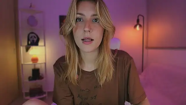 Dakotaa  online show from 10.31.25