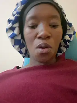 Snapshot of NikkiDickSavage chatting on 01.19.25 NikkiDickSavage online show from 01.19.25