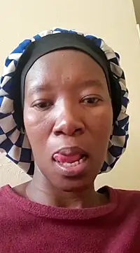 Snapshot of NikkiDickSavage chatting on 01.19.25 NikkiDickSavage online show from 01.19.25