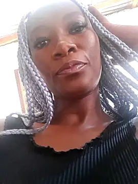 Snapshot of NikkiDickSavage chatting on 03.14.25 NikkiDickSavage online show from 03.14.25