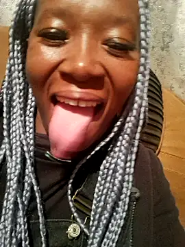 Snapshot of NikkiDickSavage chatting on 03.16.25 NikkiDickSavage online show from 03.16.25