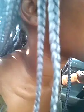 Snapshot of NikkiDickSavage chatting on 03.19.25 NikkiDickSavage online show from 03.19.25