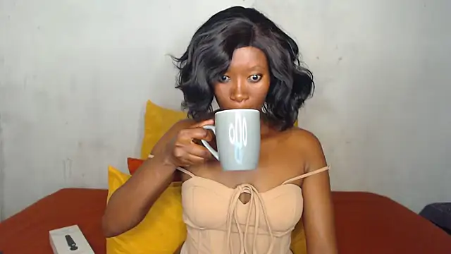 Snapshot of NikkiDickSavage chatting on 09.26.25 NikkiDickSavage online show from 09.26.25