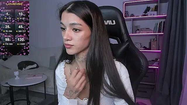 vinkitinkii online show from 12.28.24