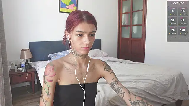 Snapshot of vinkitinkii chatting on 06.16.26 vinkitinkii online show from 06.16.26