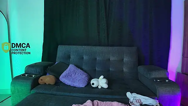 yungelitamor  online show from 06.01.26