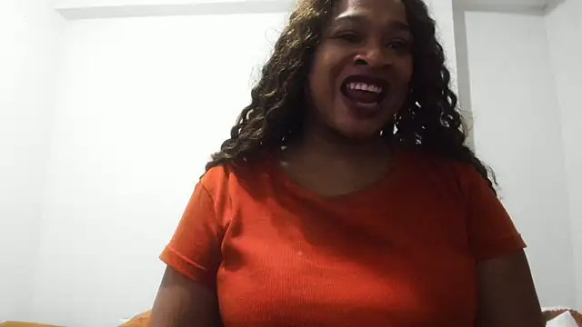 Snapshot of Camila_sandoval_01 chatting on 02.28.25 Camila sandoval 01 online show from 02.28.25