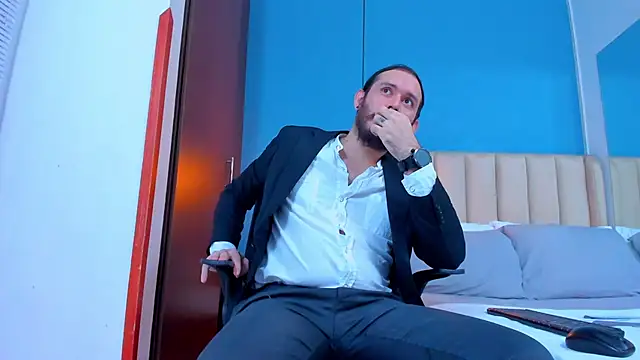 Snapshot of jeanpiere_ chatting on 09.14.25 jeanpiere  online show from 09.14.25