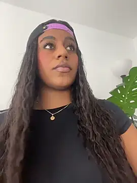 charlotteeruss online show from 02.21.26