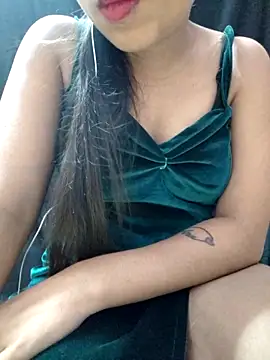 Snapshot of Roshni_98 chatting on 06.10.26 Roshni 98 online show from 06.10.26