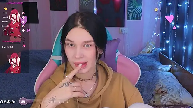 Amanda Tender online show from 12.04.24