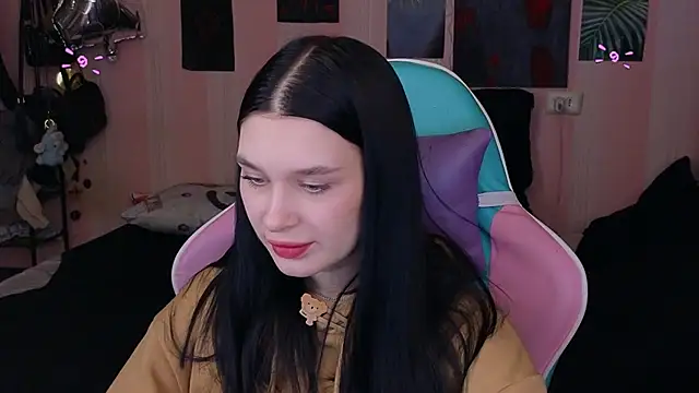 Amanda Tender online show from 02.05.25