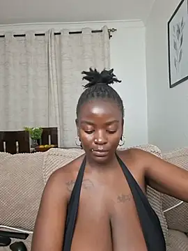 Snapshot of hornycreamybabe chatting on 07.16.26 hornycreamybabe online show from 07.16.26