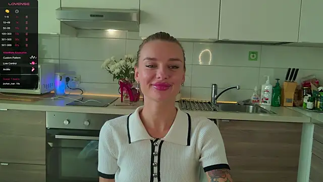 MissLovex online show from 09.09.25