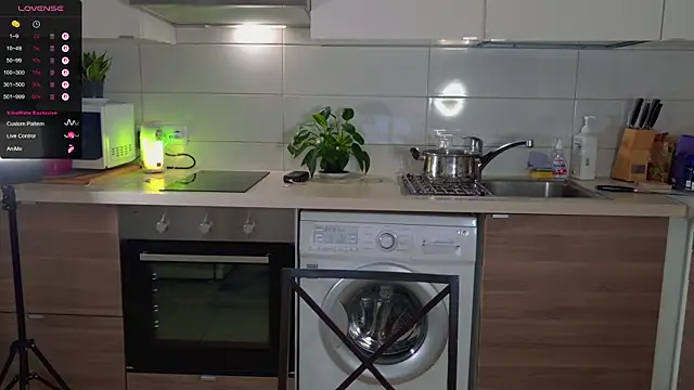 MissLovex online show from 09.29.25