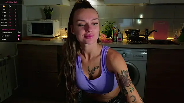 MissLovex online show from 10.27.25