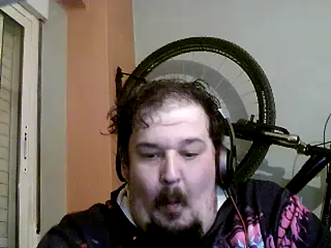 Snapshot of porkorossy chatting on 12.21.24 porkorossy online show from 12.21.24