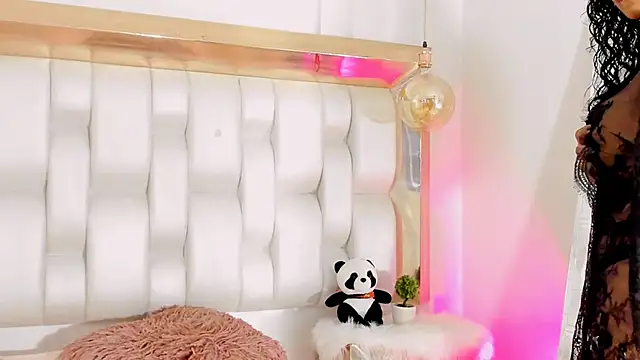 BeckyRusso online show from 02.08.25