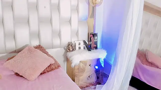 BeckyRusso online show from 02.21.25