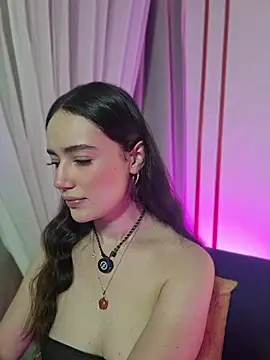 Kate Amaretto  online show from 05.17.26