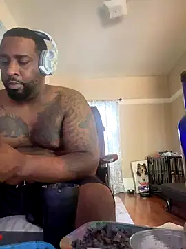 Snapshot of K1NGD916 chatting on 09.15.25 K1NGD916 online show from 09.15.25