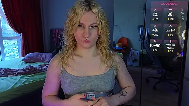 Lori Myaf online show from 03.18.25