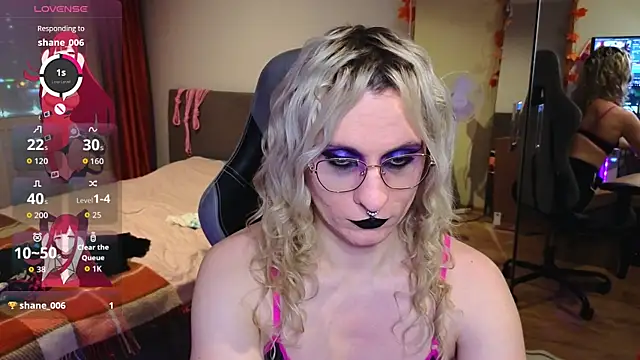 Lori Myaf online show from 11.08.25