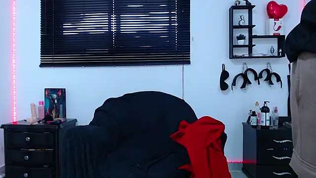 KinkyAllisonSub online show from 02.22.25