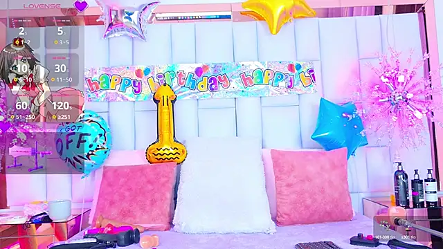 Snapshot of ZafiroClean chatting on 02.08.25 ZafiroClean online show from 02.08.25