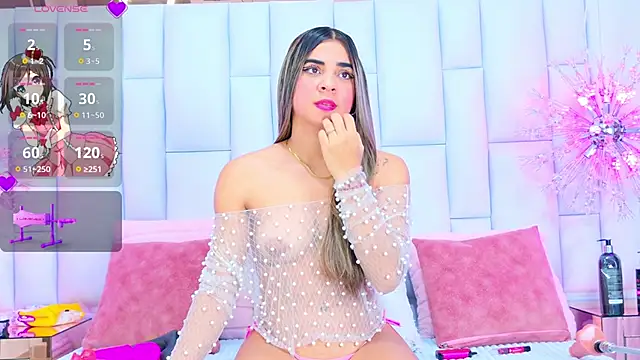 Snapshot of ZafiroClean chatting on 02.11.25 ZafiroClean online show from 02.11.25