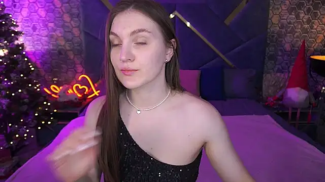 EmmyCharmm online show from 12.23.25