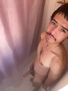 demonslayerr999 online show from 12.18.24