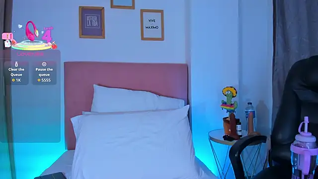 samantha x s online show from 11.19.25